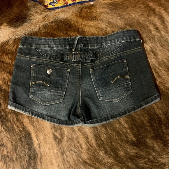 Revolution by Revolt Jean Shorts sz 9 - Picture 3 of 4